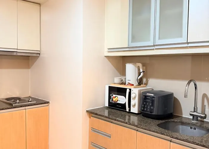Stylish In Bgc Apartamento